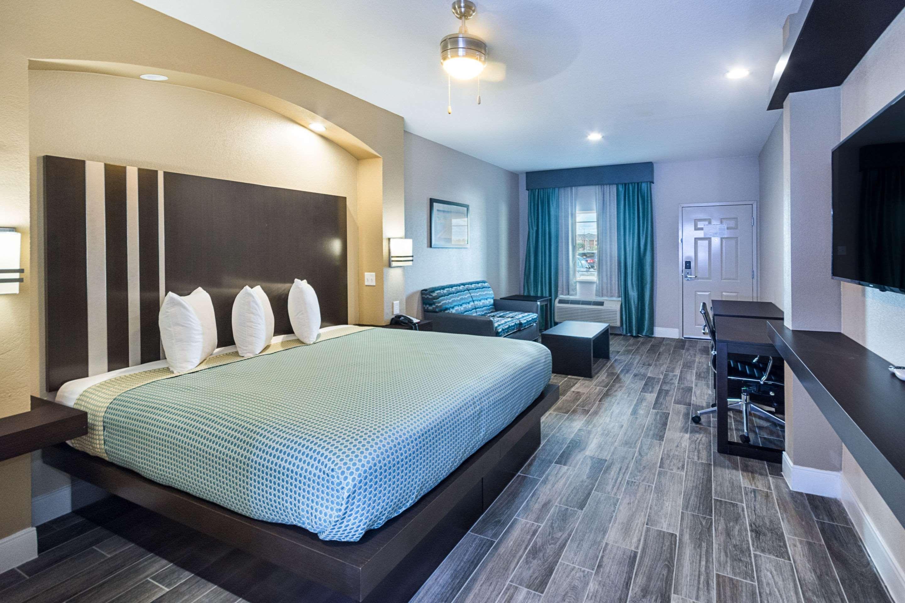 Econo Lodge Inn & Suites Houston Nw-Cy-Fair Jersey Village Екстериор снимка