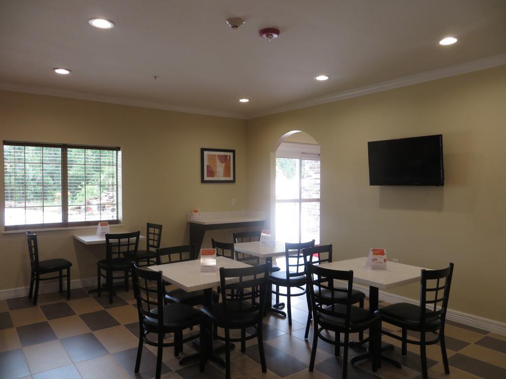 Econo Lodge Inn & Suites Houston Nw-Cy-Fair Jersey Village Екстериор снимка