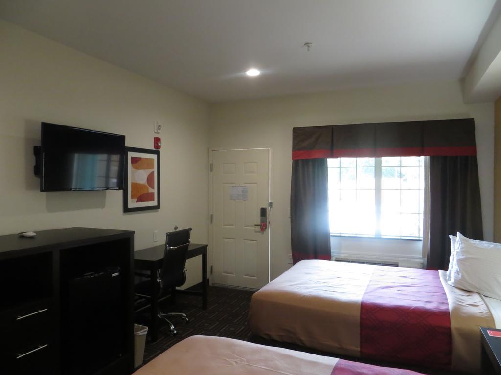 Econo Lodge Inn & Suites Houston Nw-Cy-Fair Jersey Village Екстериор снимка