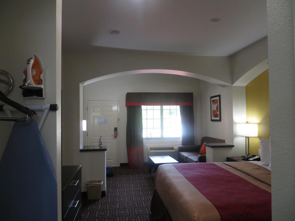 Econo Lodge Inn & Suites Houston Nw-Cy-Fair Jersey Village Екстериор снимка