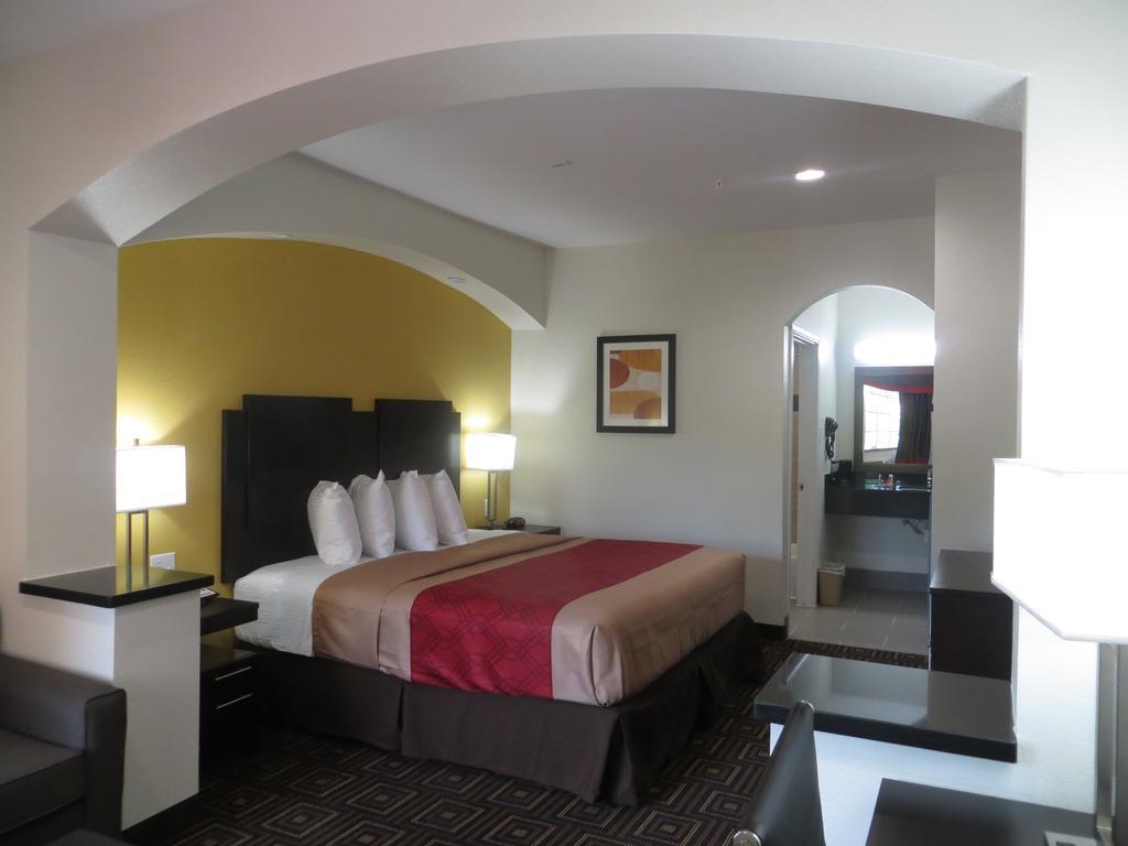Econo Lodge Inn & Suites Houston Nw-Cy-Fair Jersey Village Екстериор снимка