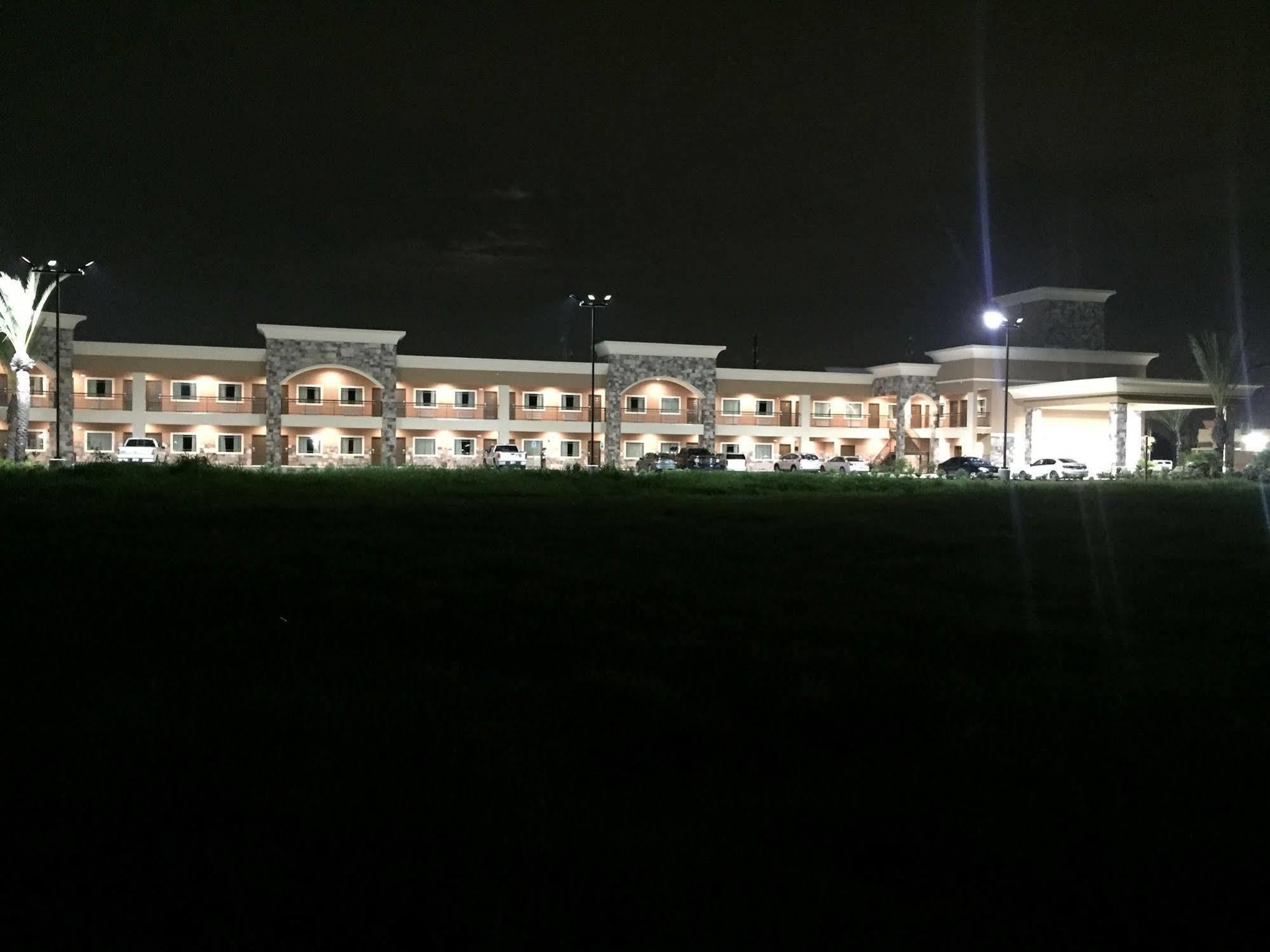 Econo Lodge Inn & Suites Houston Nw-Cy-Fair Jersey Village Екстериор снимка