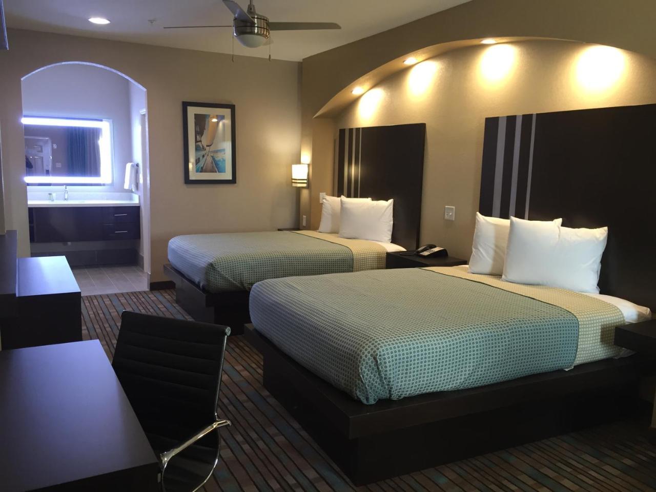Econo Lodge Inn & Suites Houston Nw-Cy-Fair Jersey Village Екстериор снимка